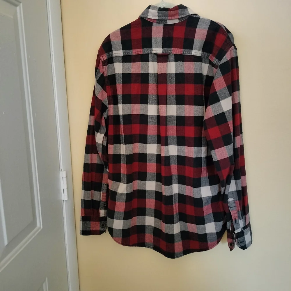 Jachs Set Of 2 Mens Cotton Flannel Mens Shirts M Check Plaid Modern Outdoorsy